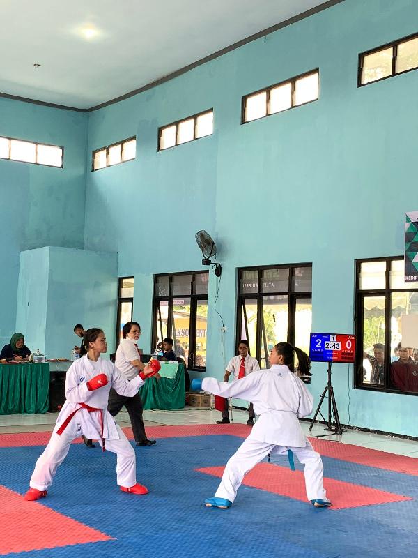 MAHASISWA UNPARI SABET MEDALI EMAS DAN PERUNGGU
